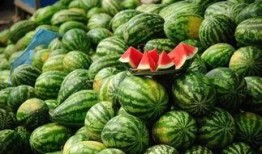 诸暨网红吃瓜事件真相揭秘,揭秘背后真相与争议